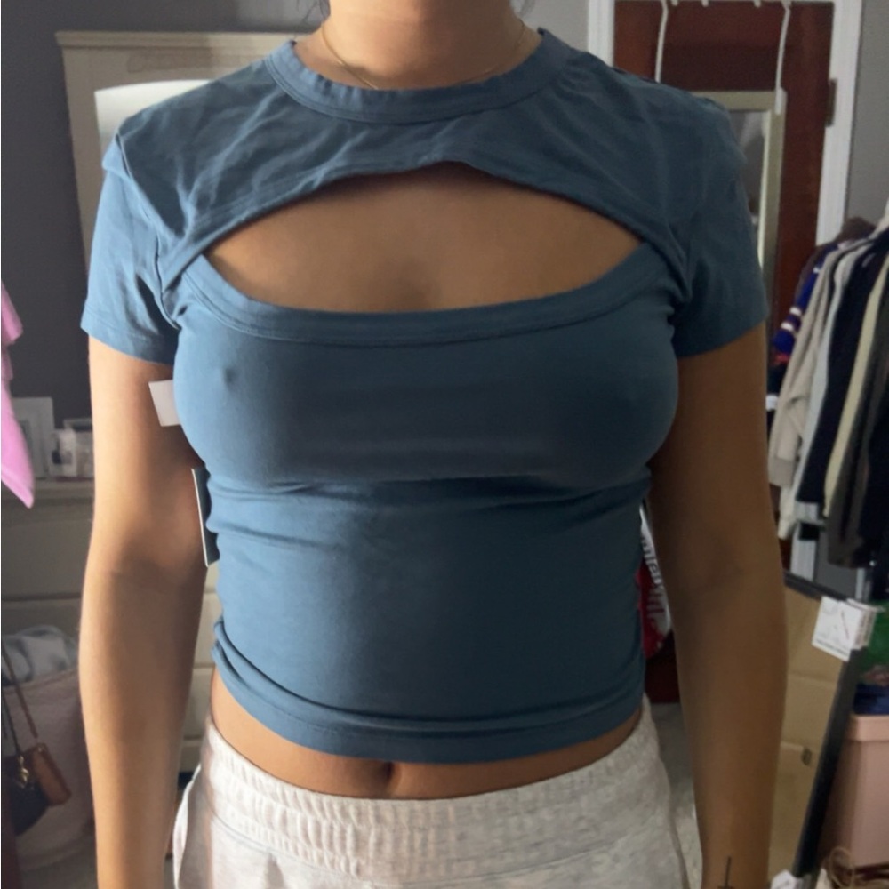 Aritzia new with tags